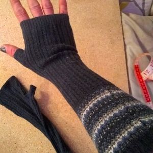 Abercrombie & Fitch blue & white Arm Sleeves